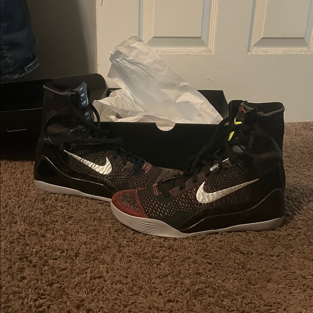 Nike Black and Red High-Top Sneakers